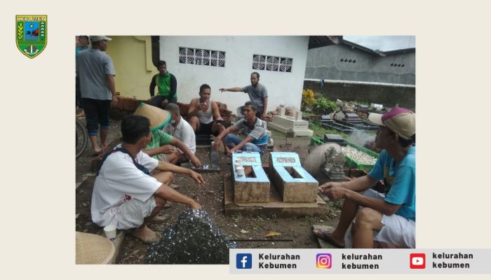 Gotong Royong  bersih Kubur 02