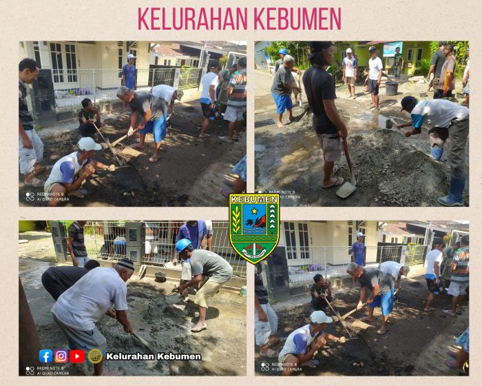 Warga RW 04 Kelurahan Kebumen Gotong royong Cor jalan berlobang.