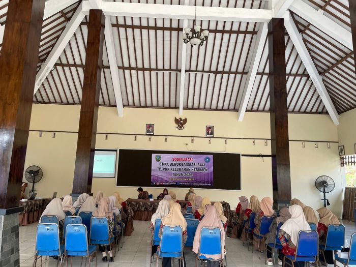 Etika Berorganisasi Perkuat Kinerja Pengurus TP. PKK Kelurahan Kebumen 02
