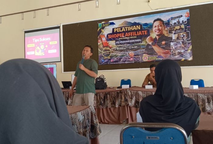 Karang Taruna Dibekali Peluang Usaha Digital 02